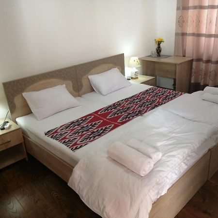 Anis-Pari Hotel 부하라 외부 사진