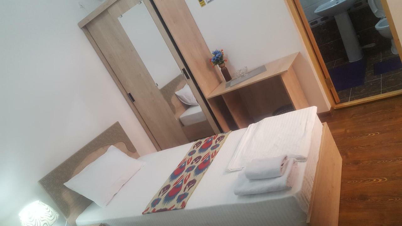 Anis-Pari Hotel 부하라 외부 사진